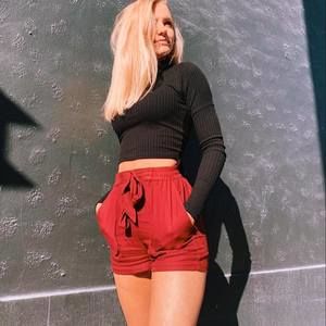 Meet your Posher, Linds